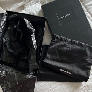 SAINT LAURENT Carla leather pointy mules